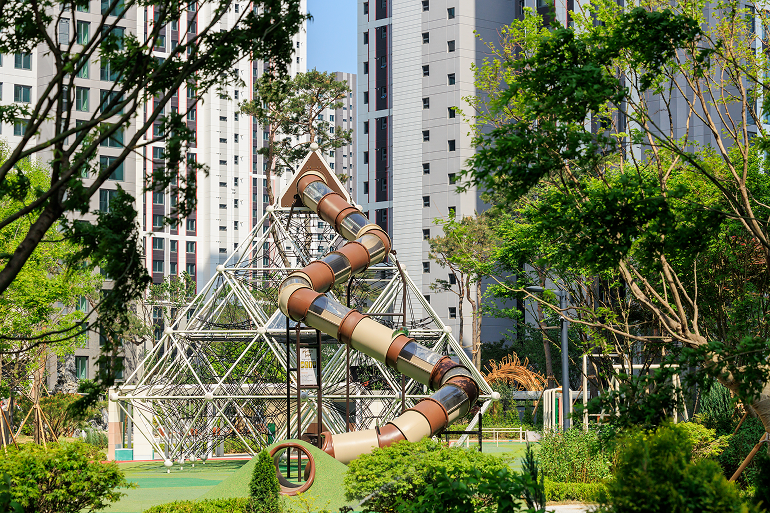 Big Net Playground